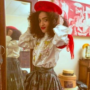 Meet your Posher, Jules